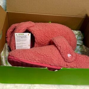 Crocs Hot Blush Cozy Slippers